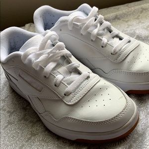 white reebok shoes